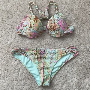 Victoria’s Secret bikini